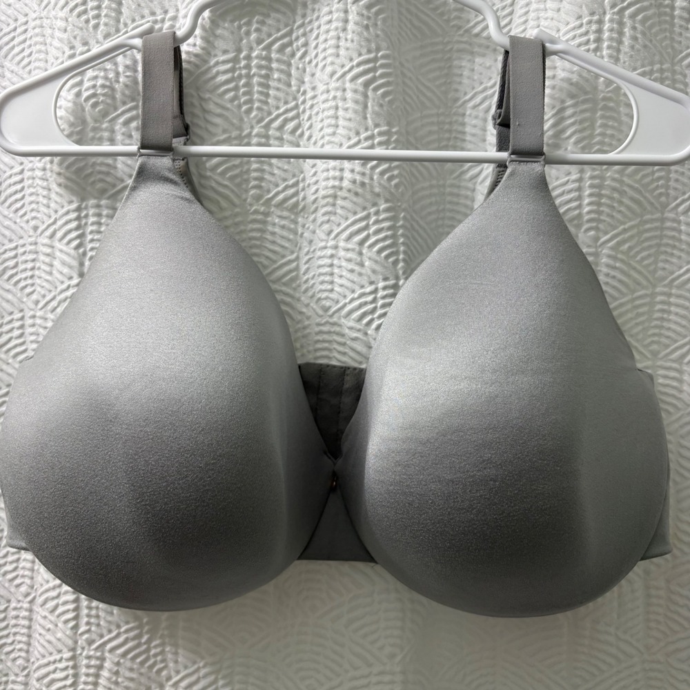 Cacique 38G Gray Full Coverage Underwire Bra Smooth Satin‎ Feel